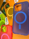 Чехол iPhone 15 Pro NEON MagSafe (фиолетовый)